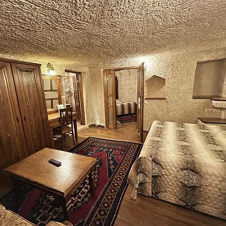 Otel Stone House Cave 3*