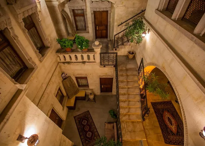 스톤 하우스 케이브 3*