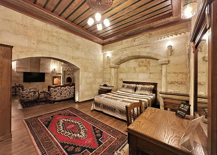 Hotel Stone House Cave