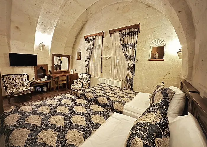 Stone House Cave Hotel 3*