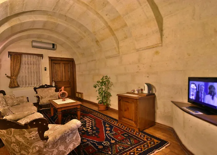 스톤 하우스 케이브