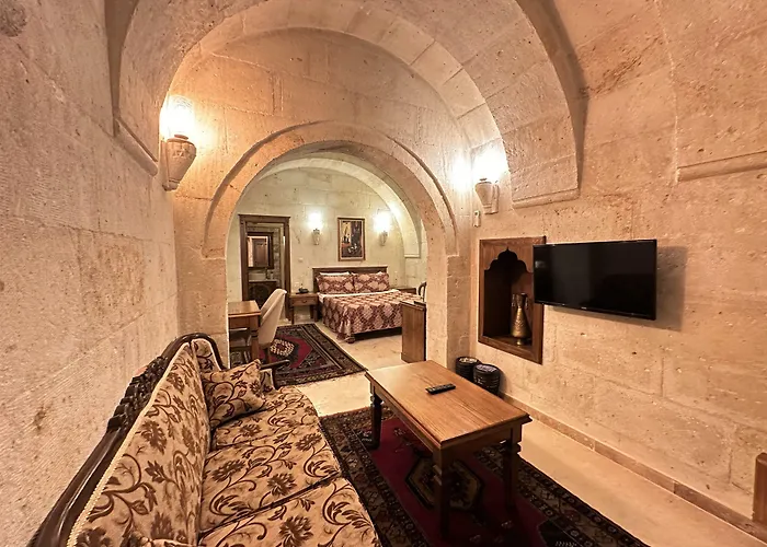 Hotel Stone House Cave