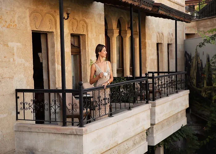 스톤 하우스 케이브